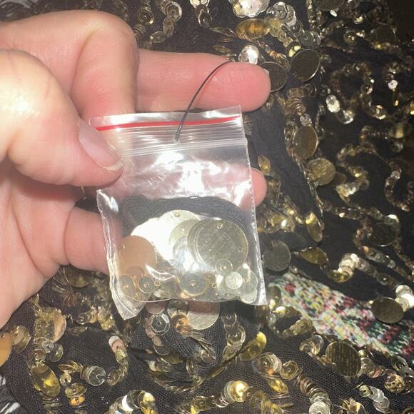 Alice + Olivia Pixie Gold Sequined Black Silk Top Zip Back XS - Picture 11 of 11